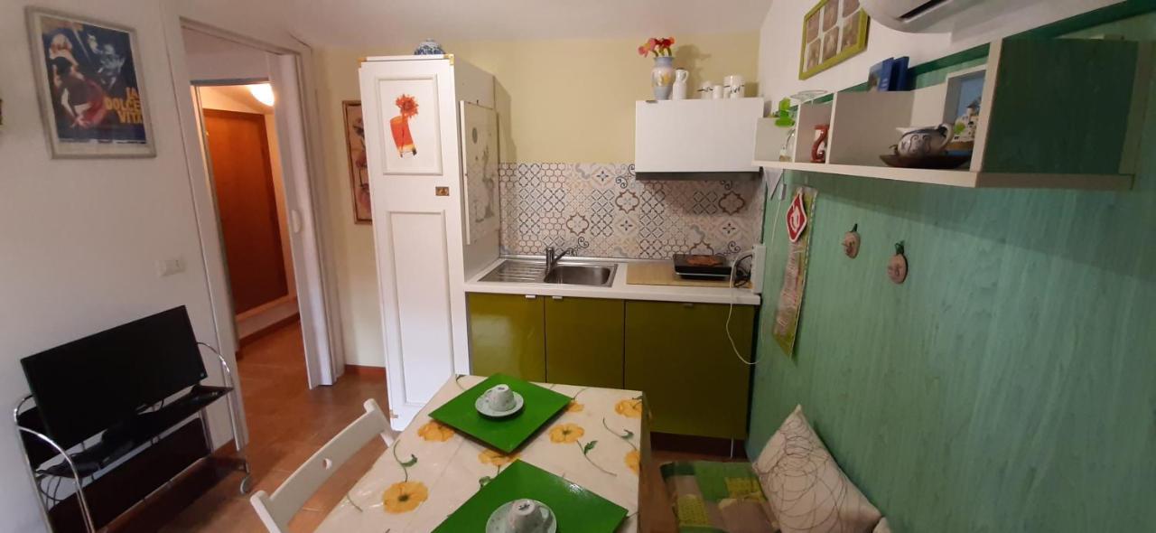 Le Coin Vert Фрегене Экстерьер фото